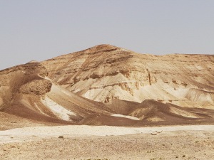 spre marea moarta-on route to Dead Sea